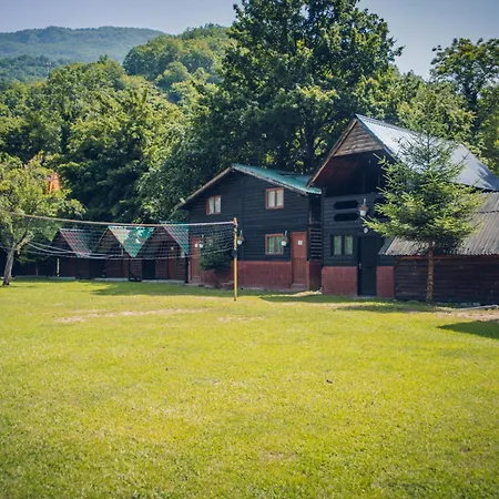 营地 Rafting Kamp Macak